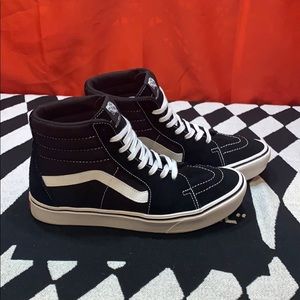 Vans ComfyCush Sk8-Hi Classic Black White